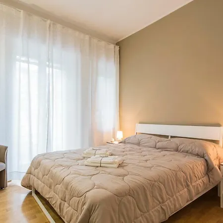 La Casa Di Genella Σαλέρνο